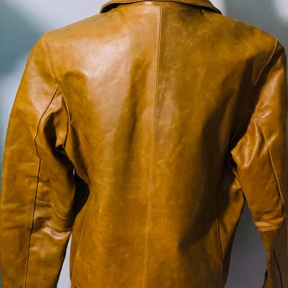 Leather jacket - Picture 2 of 5